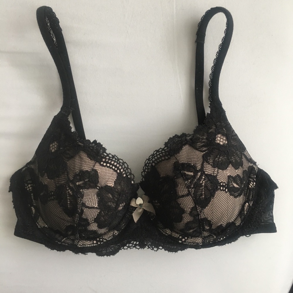 Victoria’s Secret lace bra